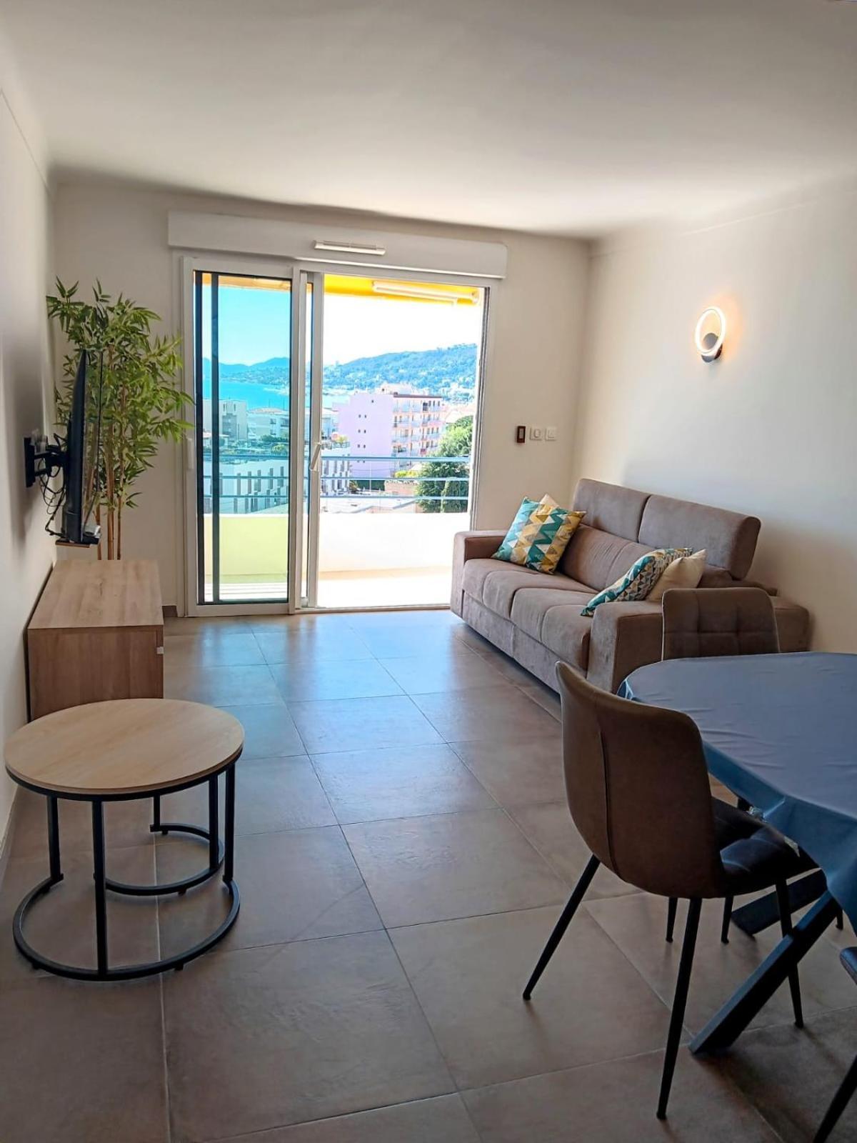 3 Pieces Vue Mer - Clim - 5 Min De La Plage A Pied Antibes Exterior photo